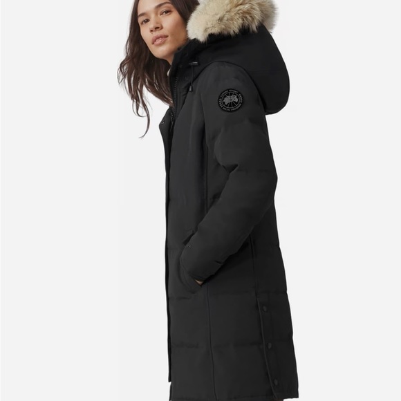 Canada Goose Black Puffer Jacket with Fur Trim - Picture 2 of 3